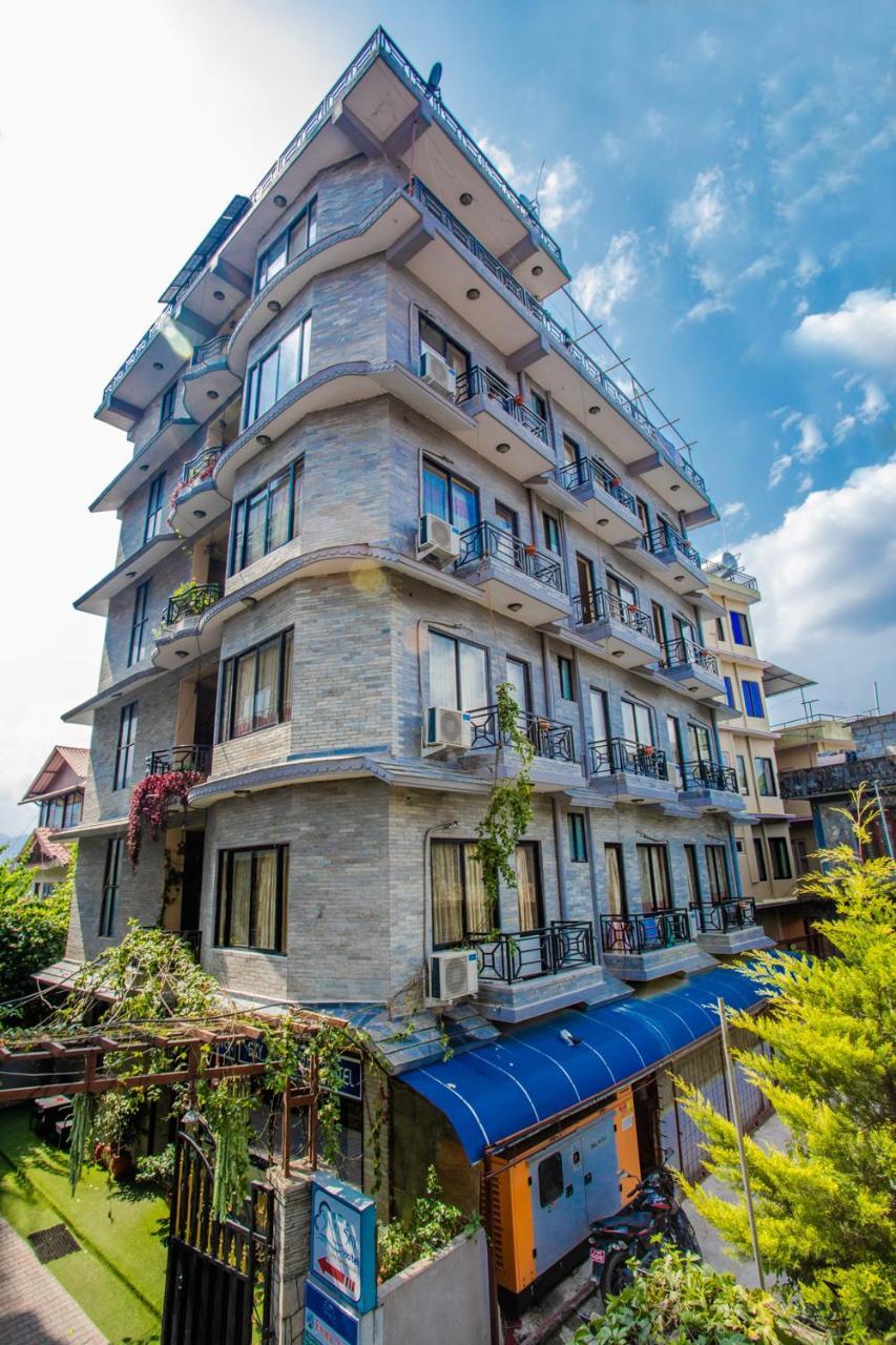 Silver Sky Hotel Pokhara Luaran gambar
