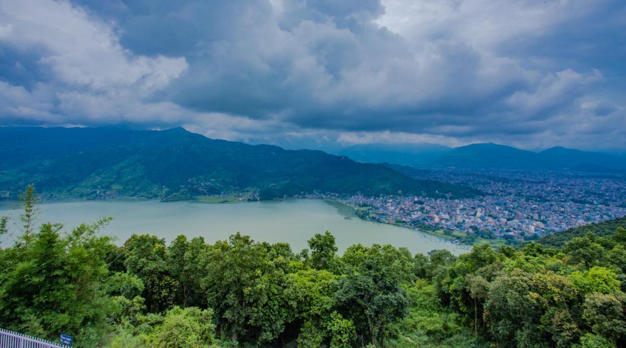 Silver Sky Hotel Pokhara Luaran gambar