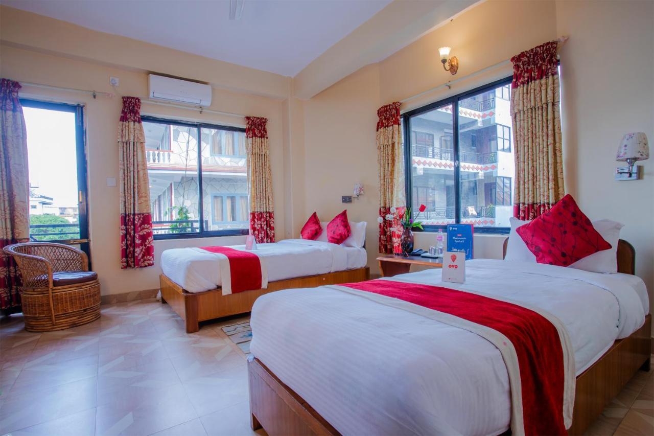 Silver Sky Hotel Pokhara Luaran gambar